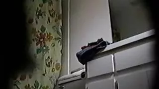 ლატვიის საშუალებას თავად უნდა fucked ბუხრით.