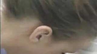 იგი აძლევს პირში და ცვლის მისი ass for cock.