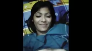 ბოსი მდივნის წინ მელოტს მისდევს.