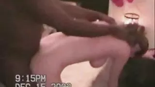 A mob of negroes rips Er ' s karma strapp
