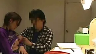 ის ამზადებს fuck.