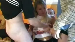 Buns tremble და pussy devours მამალი.